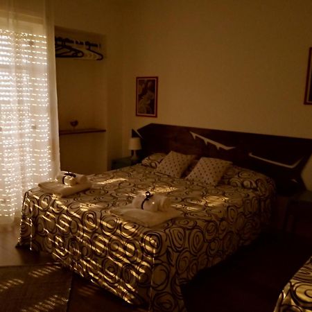 Idria B&B Barcellona Pozzo di Gotto Habitación foto